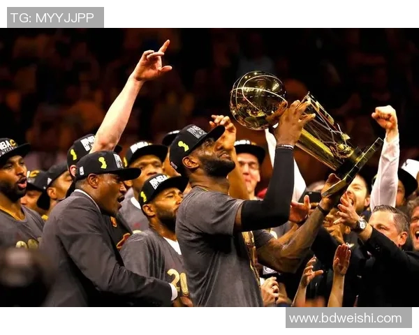 足球明星们热议詹姆斯精彩视频展现运动员间的友谊与竞争精神